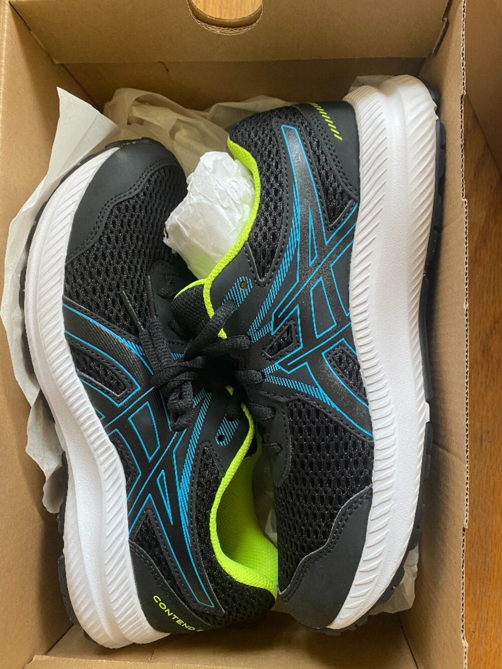 ASICS YOUTH 5.5 CONTEND 7GS BNIB